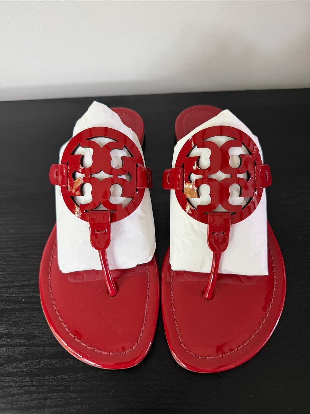 Tory Burch Burgundy Red Patent Leather Logo Thong Sandals - Picture 3 of 9